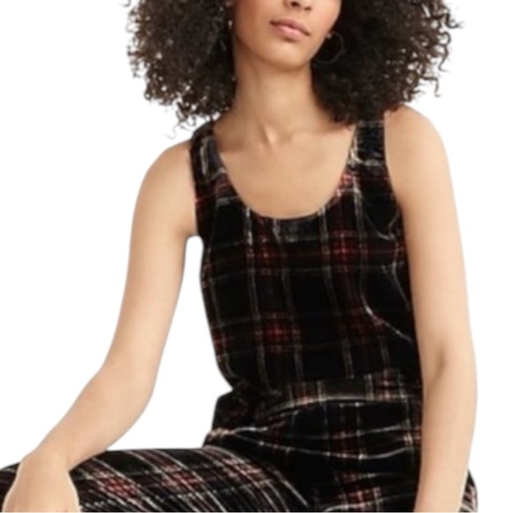 J. Crew Tops - J. CREW Women’s Black Red Velvet Tank Top Size 8 Stewart Tartan Sleeveless